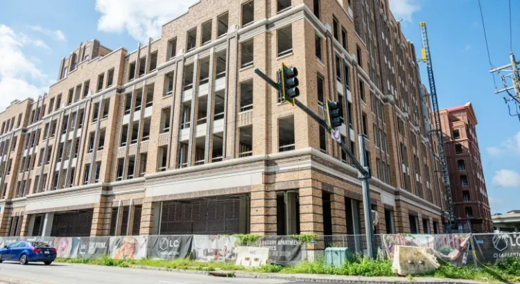 Mind-Blowing: New Apartment Supply Sparks Rent War in Charleston!