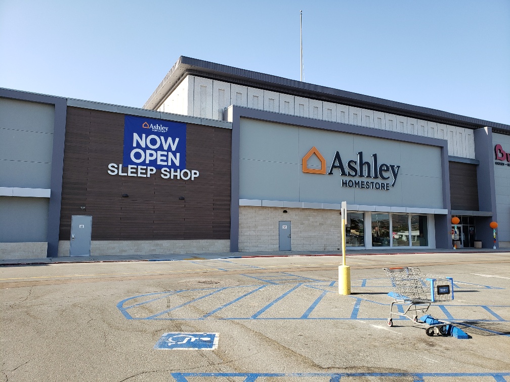 Why Investors Are Suddenly Flocking to West Ashley in 2025